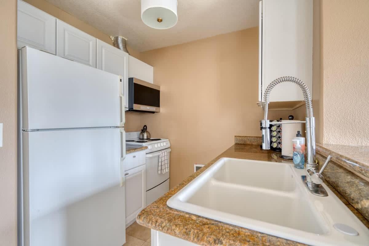 Apartment - John's Landing Haven - Near Ohsu Portland
